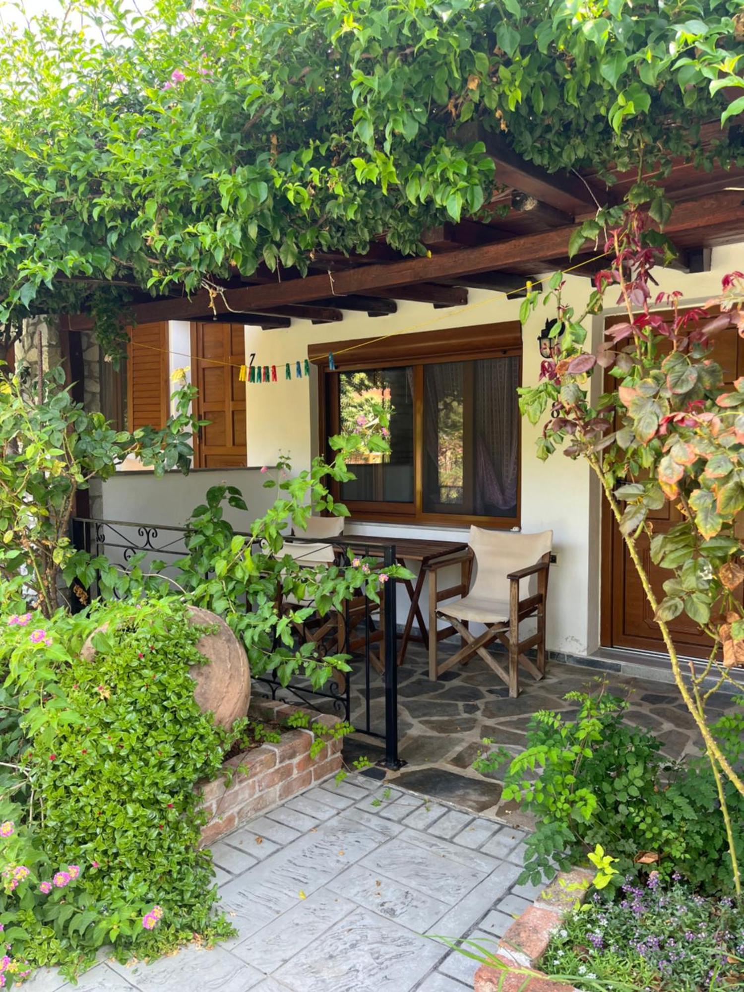 Aparthotel Maniatis Garden