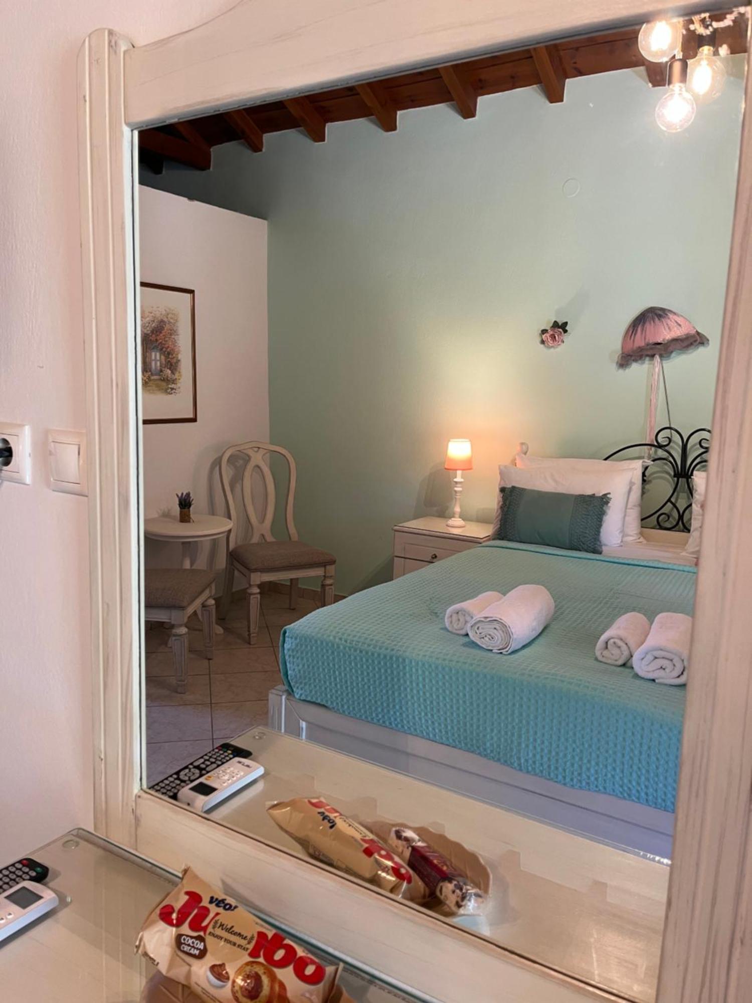 Maniatis Garden Aparthotel *